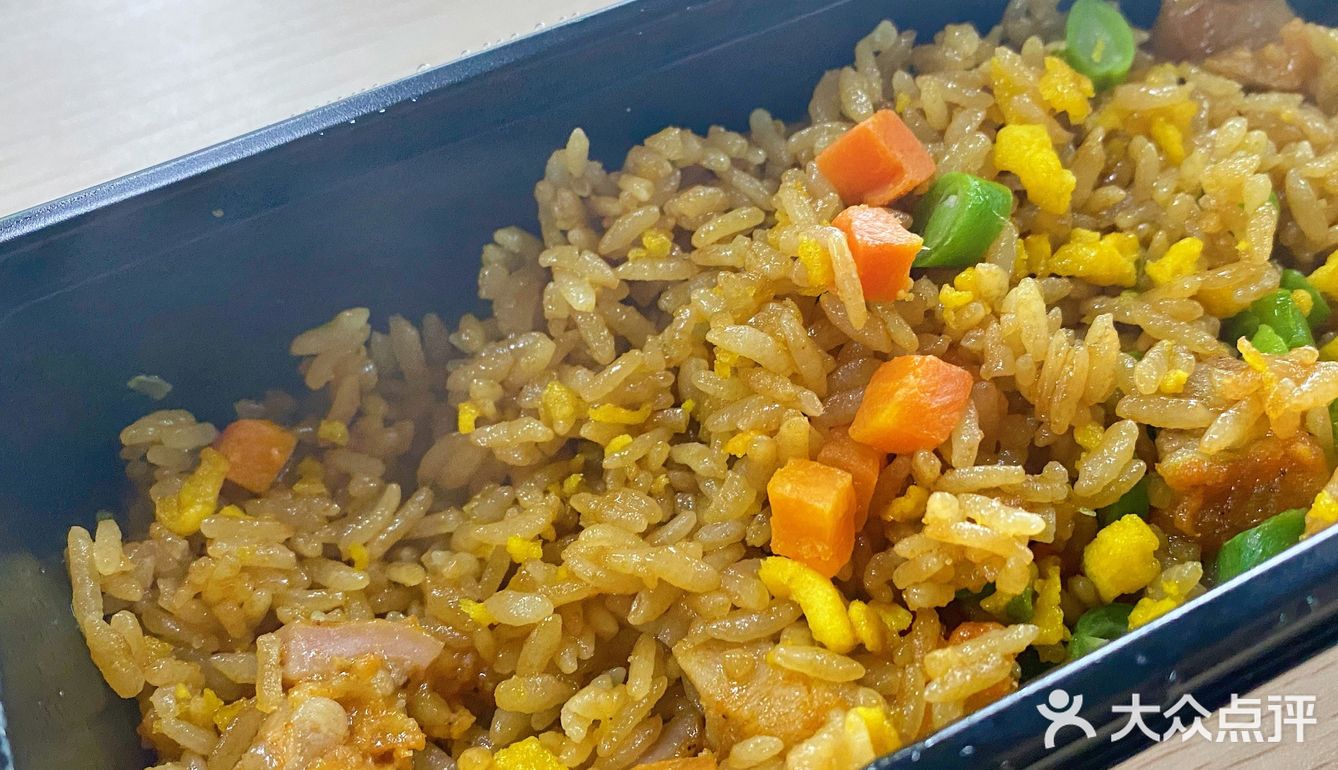 肯德基┃新奥尔良风味鸡丁日式炒饭┃速食炒饭