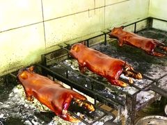 -四更周店烤乳猪