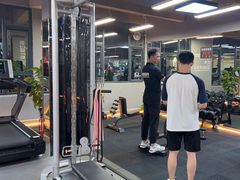 -耀恒健身(南浦地铁店)