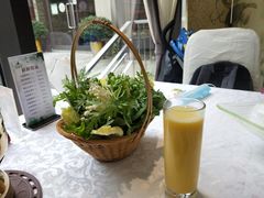 -海鲨湾海鲜会馆(百家湖1912店)