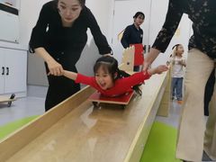 -金色雨林感统学能培训中心(武广校区)