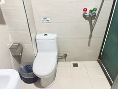 -八方精品酒店(深圳沙井京基百纳店)