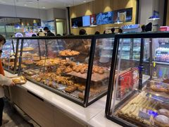 面包甜点陈列柜-巴黎贝甜(大宁国际商业广场店)