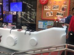 -东方明珠·可口可乐欢乐餐厅