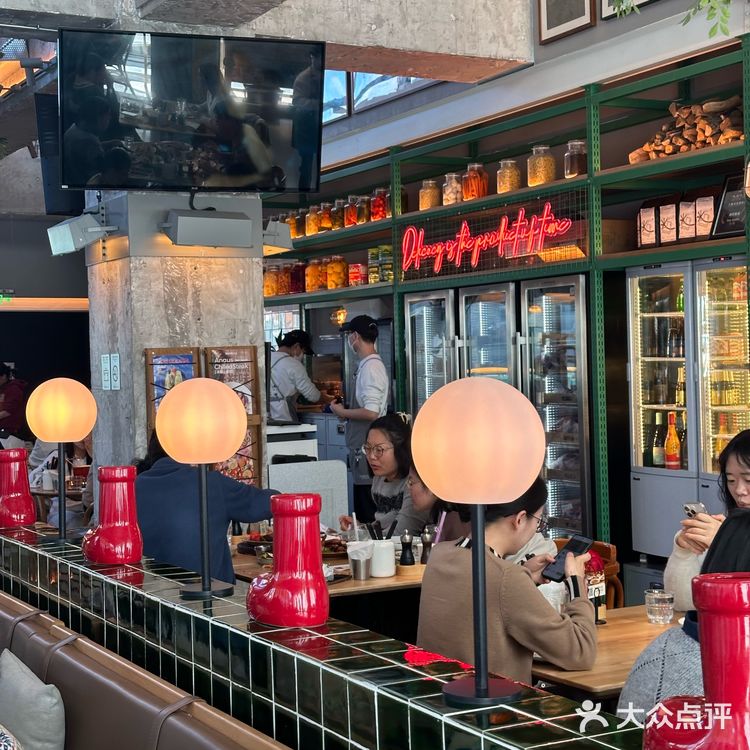 北京|三里屯这家泥靴，一脚踩进美食天堂