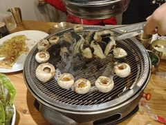 -青瓦餐厅·生鱼片·韩园烤肉(西塔店)