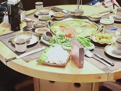 -顶顶汤火牛排火锅·经典铜锅涮肉