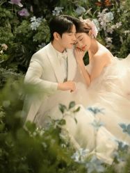 -雪中彩影婚纱摄影·微光艺术中心