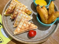 -西语炭烧牛排·西厨(石龙店)