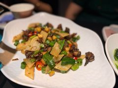 -桥边小楼·手工云南菜·古城观景小楼