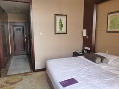 -中家鑫园温泉酒店鑫悦汤泉