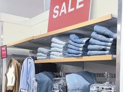 -GAP(王府井奥莱·香江小镇店)
