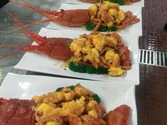 -方鼎食府
