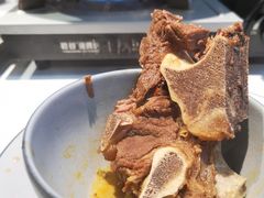 -钳小柒龙虾烧烤大排档川湘菜(长寿路店)