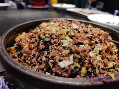 -荣誉海鲜酒楼(海湾店)