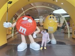 -m豆巧克力世界(上海世茂广场店)