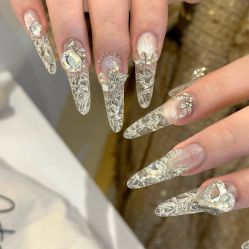 -米小兔美甲美睫