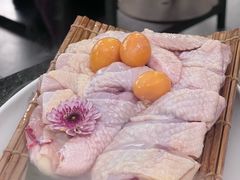 -得意咚瓜·顺德鱼生·冬瓜火锅(深圳首店)