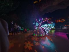 -欢乐水魔方水世界