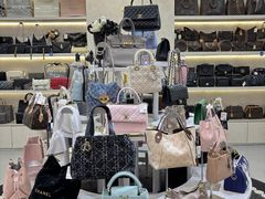 -六六奢品·vintage中古·回收二手奢侈品包包手表首饰(环球港店)