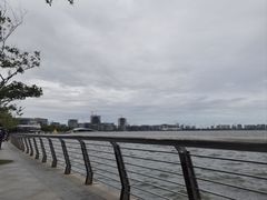 -滴水湖