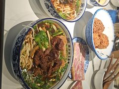 -镇南锅盖面馆(解放路店)