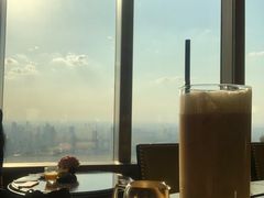 冰拿铁-The lounge 柏悦酒店大堂酒廊(上海环球金融中心店)