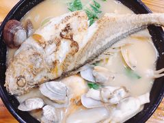 大黄鱼海鲜面-台州老六海鲜面馆(上南总店)