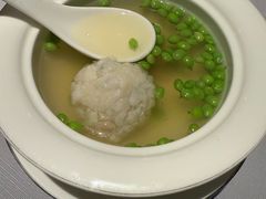 翡翠黄鱼狮子头-屋里厢上海菜馆