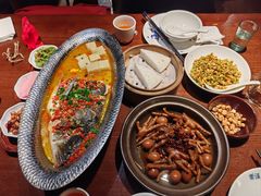 索溪剁椒鱼头-索溪山寨·湘西饮食文化博物馆(标志门店)