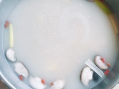 -彤德莱火锅(果园路店)
