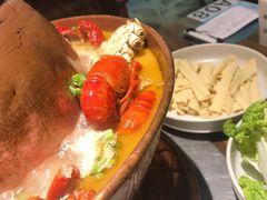 -龙巢盱眙龙虾·牛蛙·烧烤宵夜(八卦岭店)