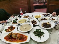 -梅龙镇酒家(南京西路总店)