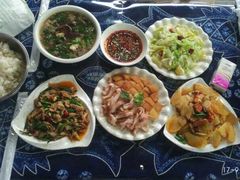 -杨老大生皮白族菜