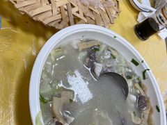 -官塘陈记鱼生·潮汕砂锅粥·牛肉火锅(潮枫路总店)