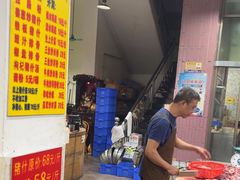 -标记美食新鲜猪杂(兴南大道店)