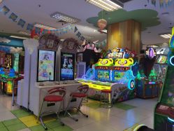 -莫莉幻想儿童乐园(北京天通苑华联店)