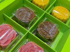 -星巴克臻选(盐城金鹰聚龙湖店)