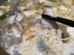 鱼肉-一品鱻石锅鱼