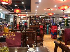 大堂-那家老院子东北菜·饺子·小鸡炖蘑菇(艳华街店)