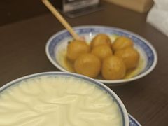 -广信牛奶甜品世家(台东店)