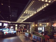-CGV影城(滨江天街IMAX店)