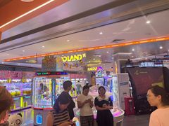 -反斗乐园π·电玩·高空拓展·蹦床(龙华天虹店)