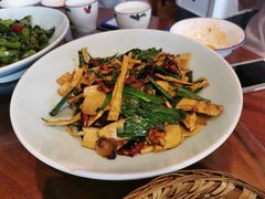-六合居·明厨亮灶餐厅(成双大道店)