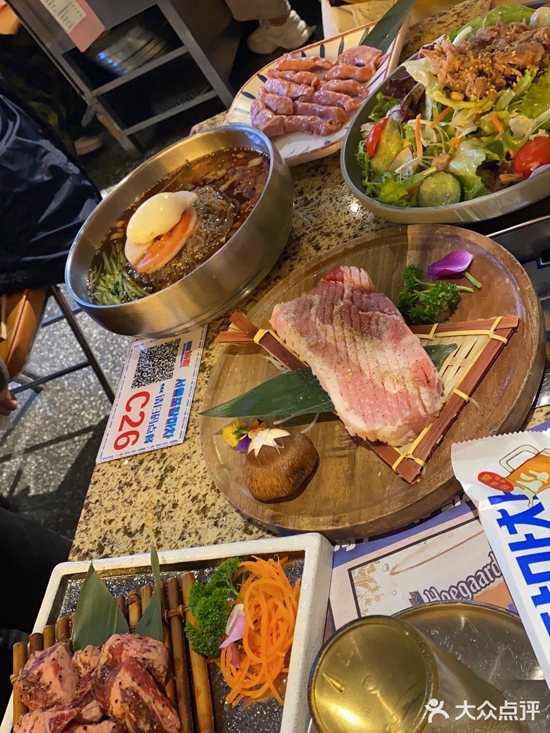 这家烤肉店个人不做推荐