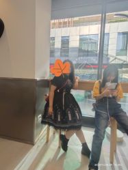 -镁连社·美联社