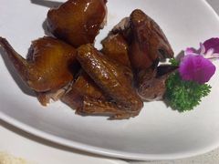 金牌乳鸽-吉旺港式餐厅(南方商城店)