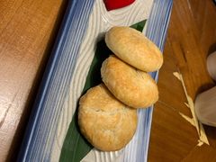 云南现烤鲜花饼-雀舞云南菜(天津天河城购物中心店)