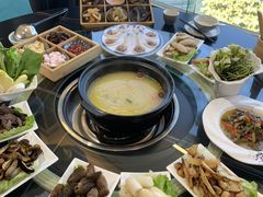 -野菌皇海景野生菌火锅(滨海大道店)