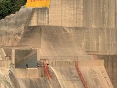 -黄河小浪底水利枢纽风景区
